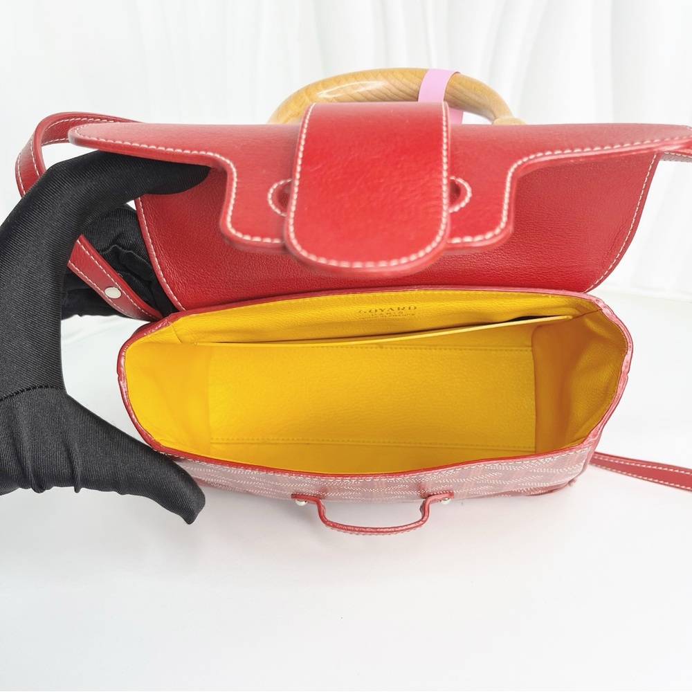 Goyard Shoulder Bag Saigon Mini in Red - Picture 8 of 8